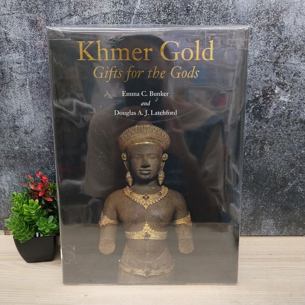 KHMER GOLD GIFT FOR THE GODS X2543