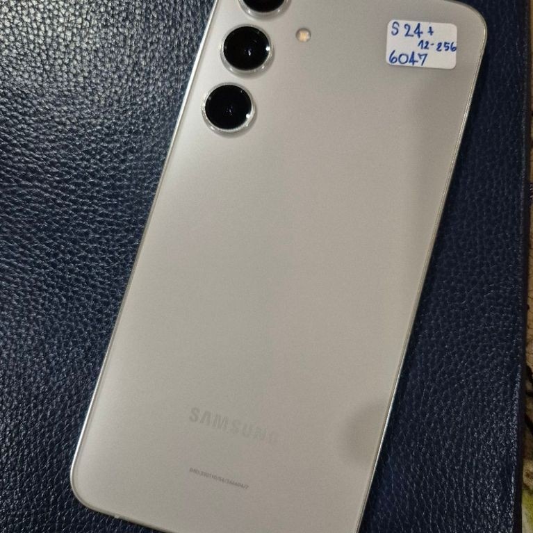 Samsung s24 plus 256g จอมีรอย ขอบกล้องมีรอย