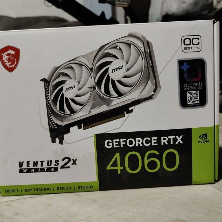 GpU RTX 4060 ขาว สวย