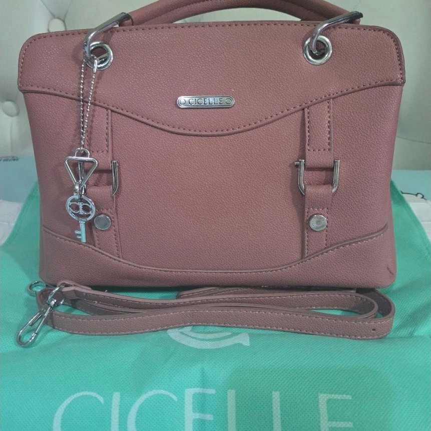 กระเป๋าแบรนด์แท้ CICELLE ( มือ 2 )