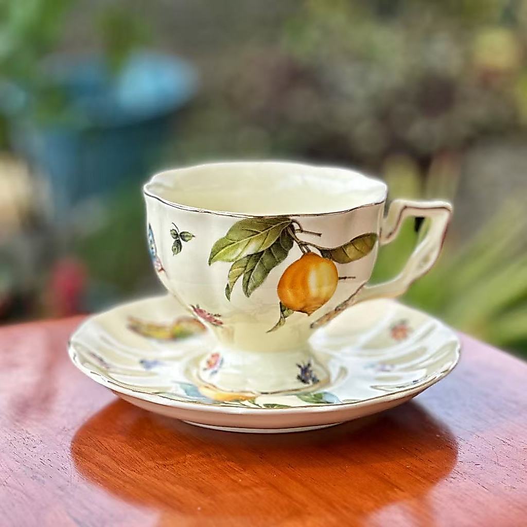 ชุดถ้วยกาแฟสไตล์ยุโรปถ้วยเซรามิกปิดทองและจานรองการ์ตูนกระต่าย/มะนาว/สตรอเบอร์รี่/ดอกไม้ถ้วยน้ําชายามบ่ายแก้ว