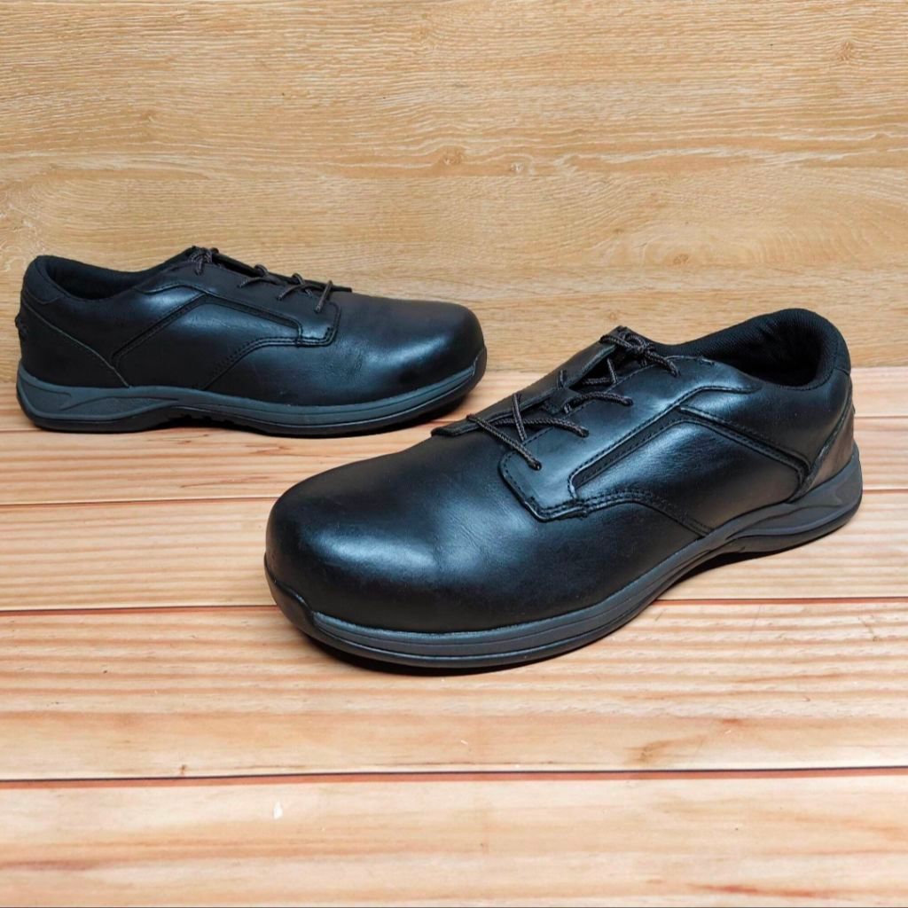 รองเท้า หัวเหล็ก red wing ส่งฟรี มือสอง ของแท้ size EU 45 29.5 cm รองเท้าหนัง วินเทจ