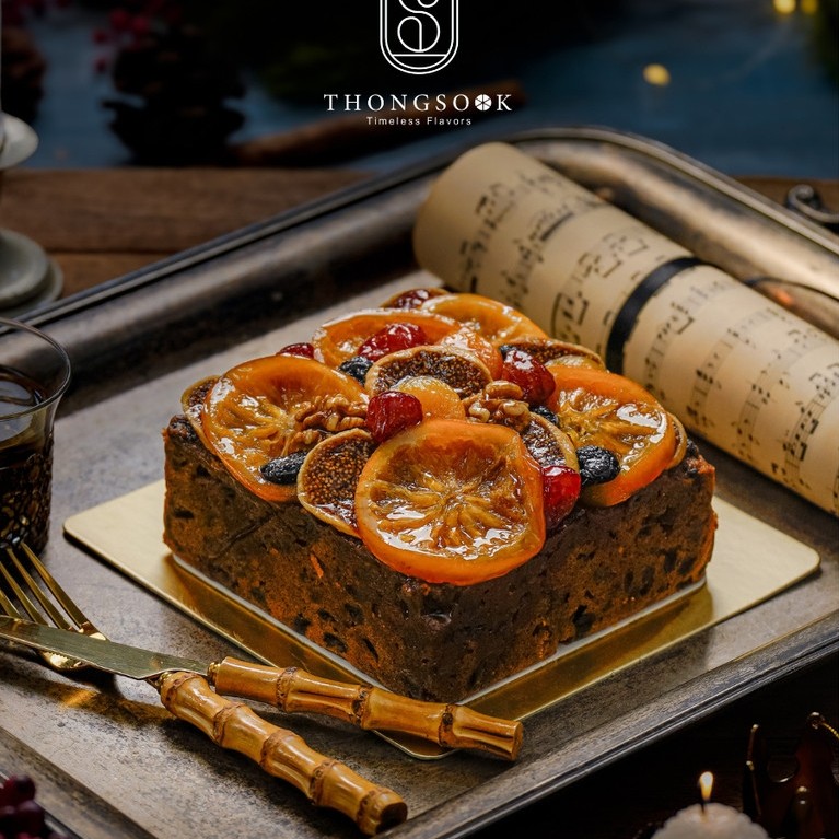 [2 ปอนด์ 2 ชิ้น] Fruitcake by Thongsook | Special Topping Fruitcake | สูตรอังกฤษแท้หอมเหล้ารัมฉ่ำลึก