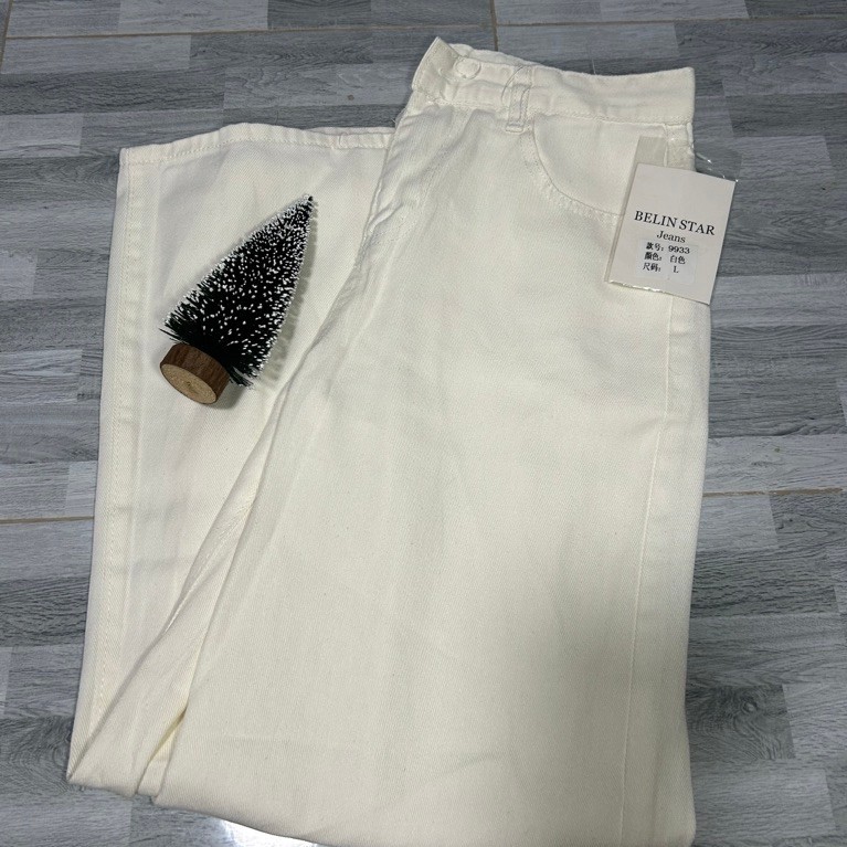 กางเกงยีนส์ทรงกระบอกสีขาวครีม BELIN STAR JEANS Size L