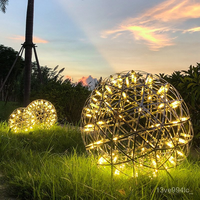 Outdoor Garden Light Garden Pendant Light Waterproof Villa Lawn Light Outdoor Garden Atmosphere Ligh