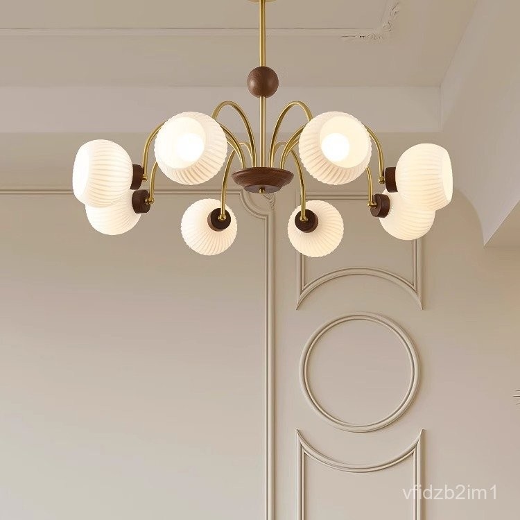 French Vintage Living Room Chandelier Main Light Creative American Retro Cream Style Dining Room Bed