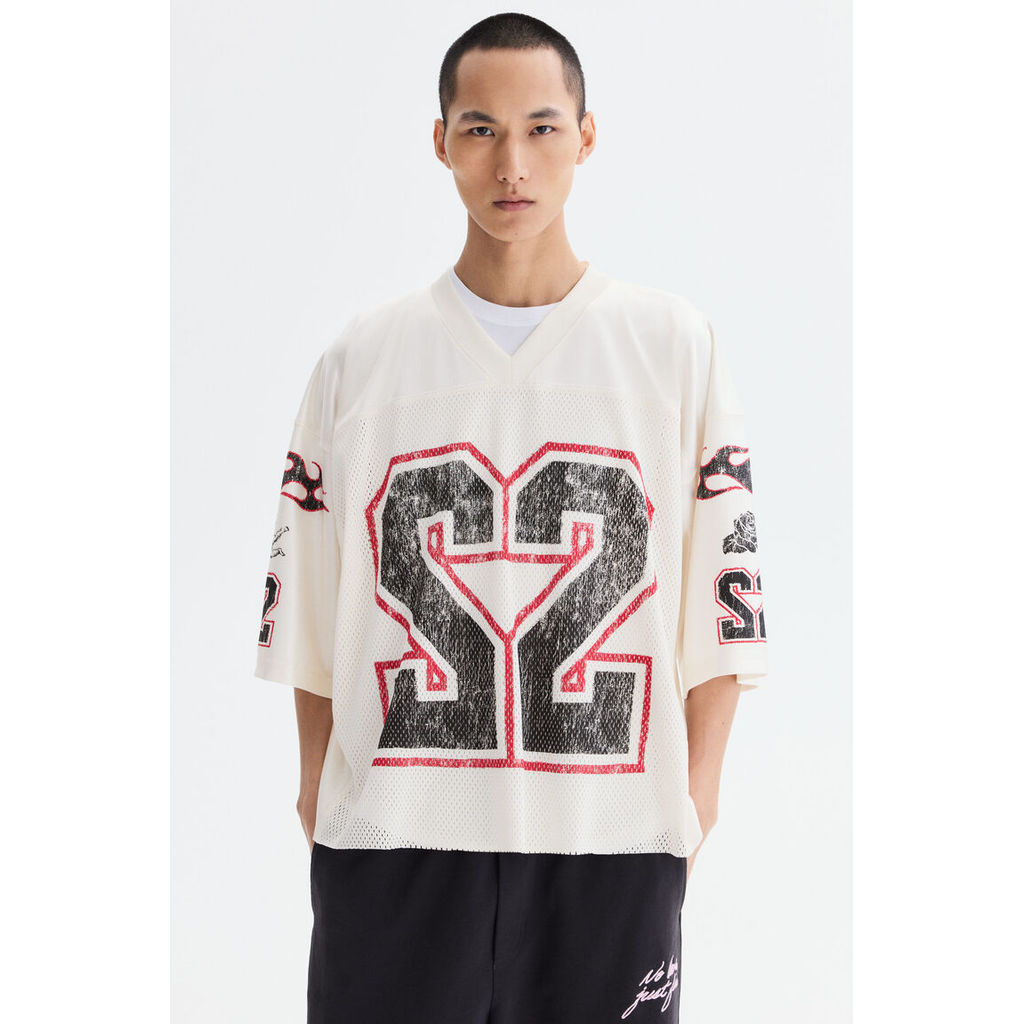 H&M(เอชแอนด์เอ็ม) เสื้อยืดสกูบ้าทรงโอเวอร์ไซส์ ผู้ชาย 1347416_1