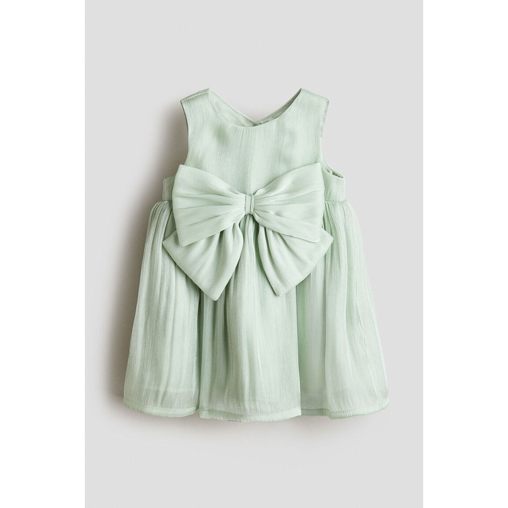 H&M(เอชแอนด์เอ็ม) เดรสผ้าแก้วแต่งโบว์ เด็กทารก 1242636_4