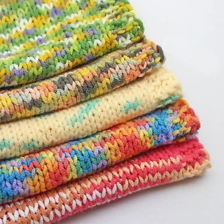 ไหมพรม คอตตอนนม 4พาย 50 กรัมสีเหลือบ