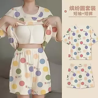 ชุดนอนเซ็ต ผ้าเด้งนิ่ม มีบราในตัว แขนสั้น กางเกงขาสั้น ลายน่ารัก ผ้าใส่สบาย รหัสQZ