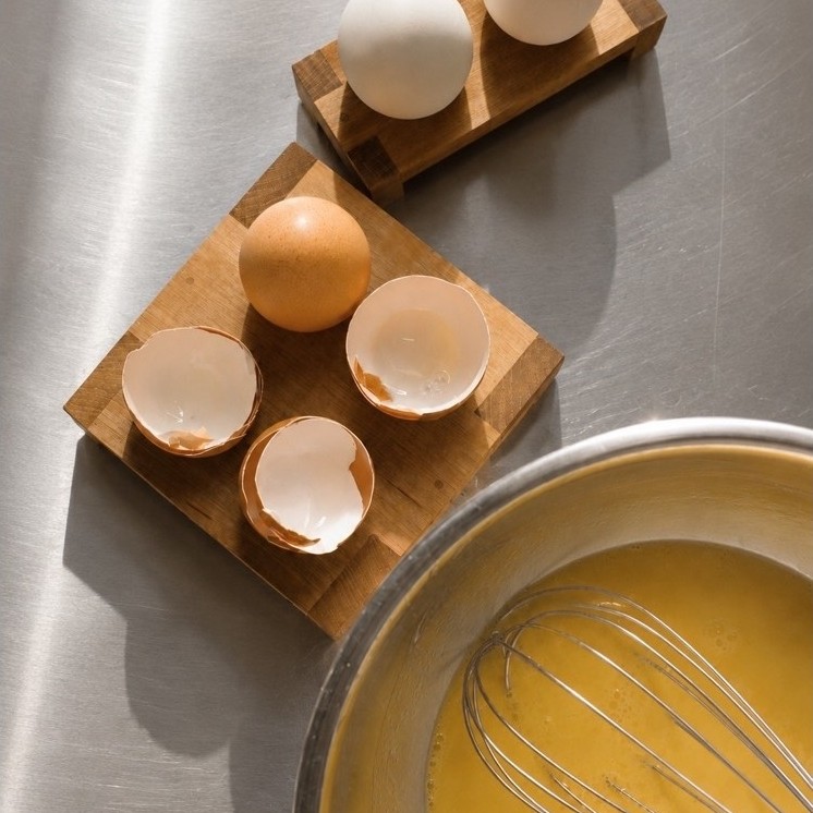 Egg Wooden Tray ที่วางไข่จากไม้ by skilled
