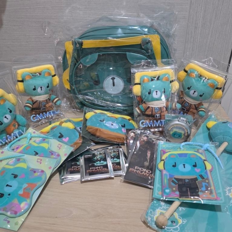 ตุ๊กตาเพิ่มพูน  คอลต่างๆ รวมถึงphoto set card เกี่ยวกับปอนด์ ภูวินทร์
