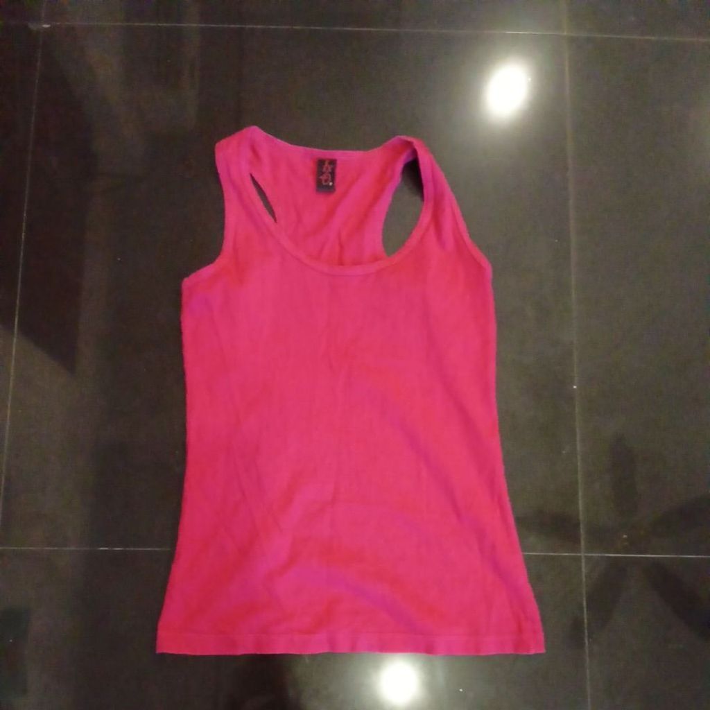 beautiful sport/casual tank top for women
