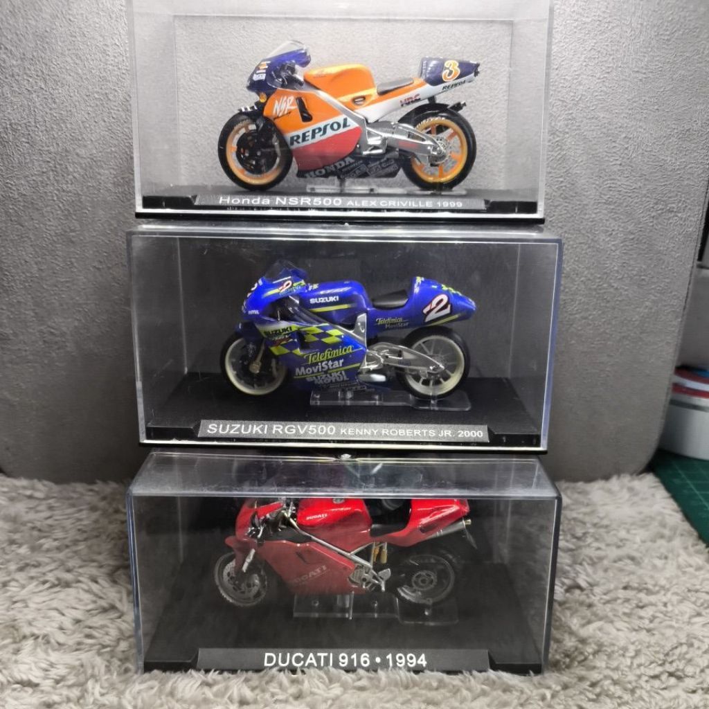 Mc โมเดล รถมอเตอร์ไซค์ขนาด1:24 DUCATI 916•1994 Honda NSR500 ALEX CRIVILLE 1999 SUZUKI RGV500 KENNY R