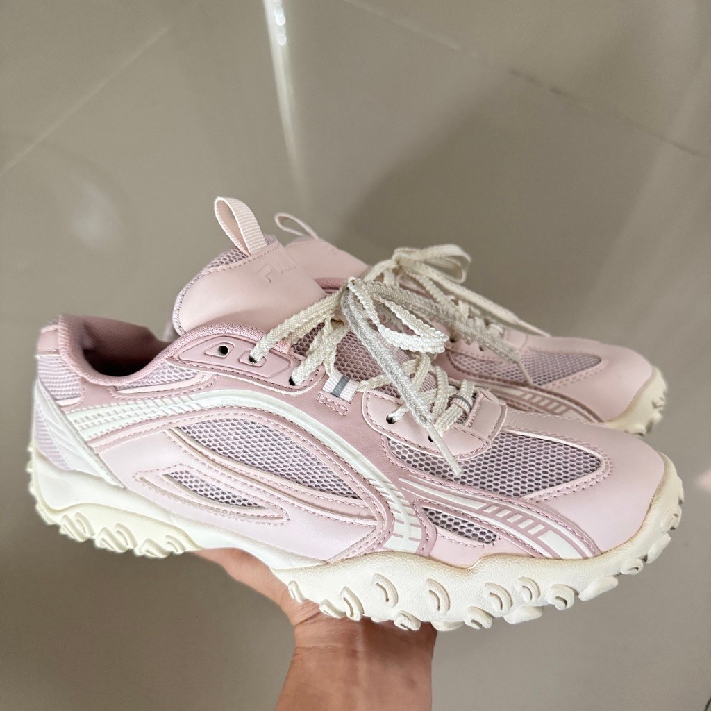 FILA รองเท้าผ้าใบผู้หญิงมือสองของแท้ ไซส์39