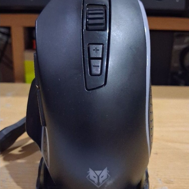 เมาส์เกมมิ่ง Nubwo รุ่น NM90M2 (หรือที่รู้จักในชื่อ Oberon)  รายละเอียดกับตำหนิอ่านได้ในรายละเอียดด้