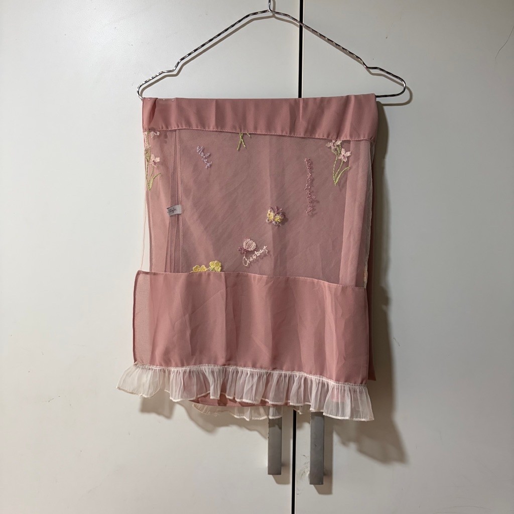 ส่งต่อพันของ Laineen สวย (มีตำหนิรอยขาดขอคนรับได้ค่ะ) #ส่งต่อ #มือสอง #เสื้อผ้ามือสองสภาพดี