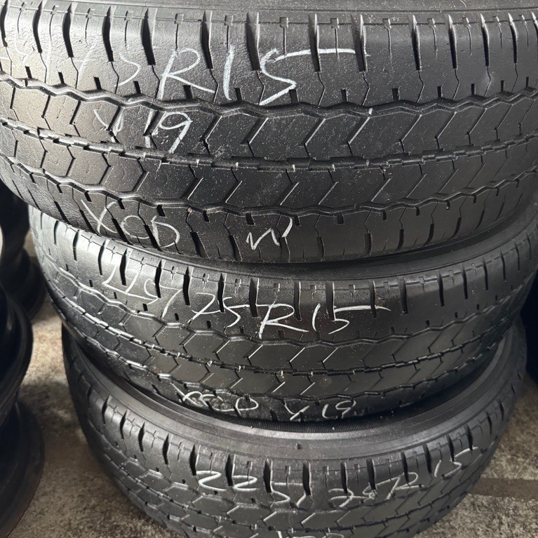 225/75R15 XCD ปี19 สภาพพอใช้ได้  ราคาต่อเส้น