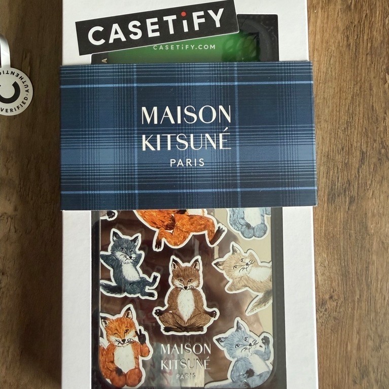 Casetify แท้ Maison Kitsune สภาพ 95% 17 Promax