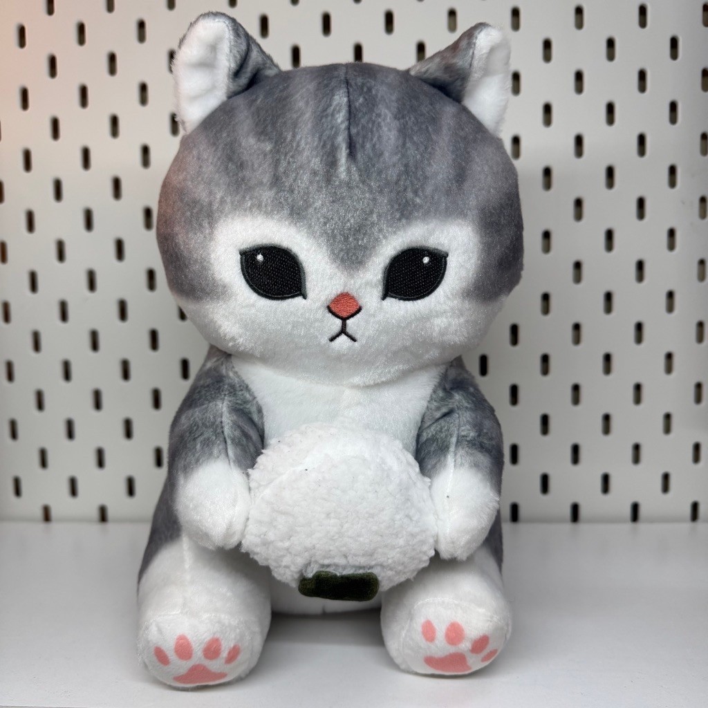 ตุ๊กตา Mofusand ถือข้าวปั้น