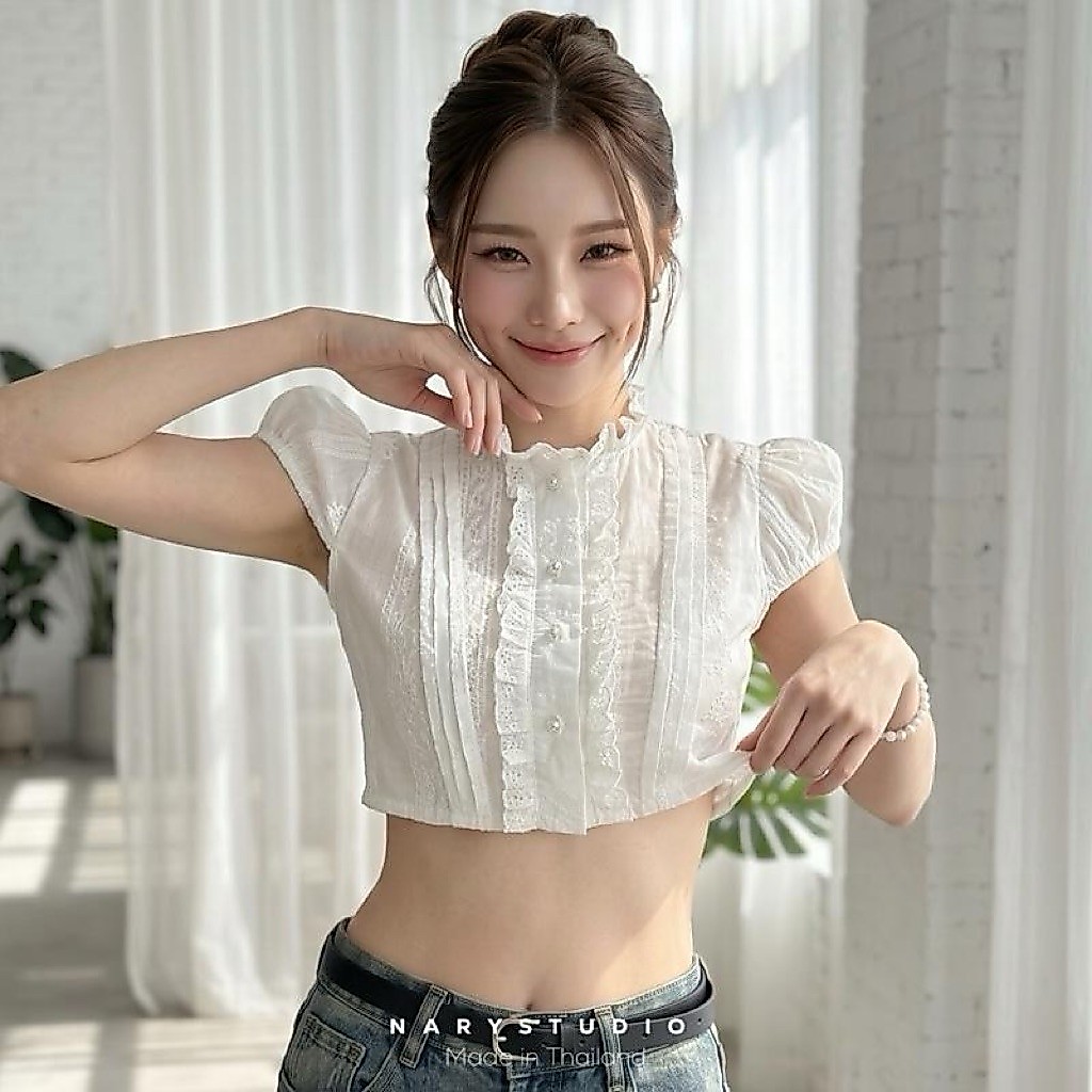Kim-ji เสื้อครอปแขนตุ๊กตา (เฉพาะเสื้อ) narystudio