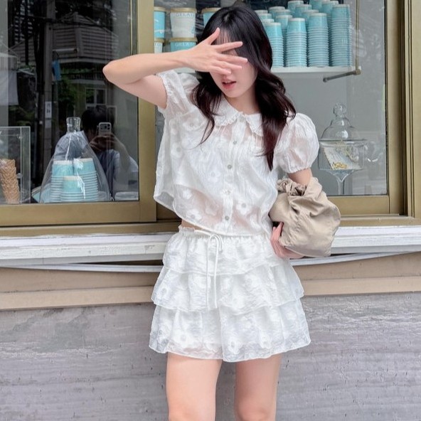TheBlancPale : Migale top (เฉพาะเสื้อเท่านั้น) เสื้อคอปกสุดน่ารักดีเทลผ้าสวยๆ รับประกันความน่าระสุดคิ้วท์