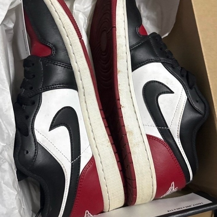 รองเท้า Nike Jordan 1 Low White Black Gym Red มือสอง จากSASOM US9/EU42.5 #nike