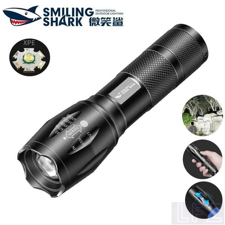 SmilingShark SD1003 ไฟฉาย LED XPE ไฟฉายแบบพกพา ซุปเปอร์ไบรท์ ซูมได้ 3 โหมดแสงจ้า USB ชาร์จใหม่ได้ กั