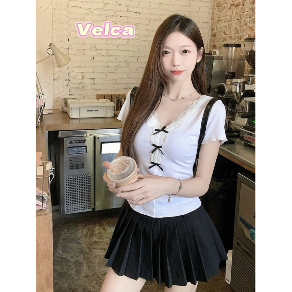 Velca เสื้อยืด  แต่งลูกไม้ตรงอก  ผ้ายืดรูปทรงสวย สไตล์เกาหลี