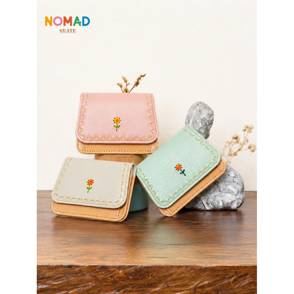 New! GUATE - Wallet Camellia กระเป๋าสตาง หนังแท้ ใบสั้น ใส่ธนบัตรแบบพับครึ่ง ใส่บัตร ใส่รูป ใส่เหรียญ ครบในใบเดียว