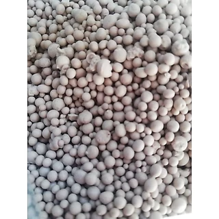 ปุ๋ยสูตร 15-15-15 ขนาด 100 กรัม ราคา 15 บาท บำรุงต้น ใบ​ ดอก