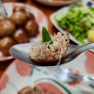 ไส้กรอกอีสาน หมูผสม[วุ้นเส้น] เปรี้ยวที่ปลายทาง