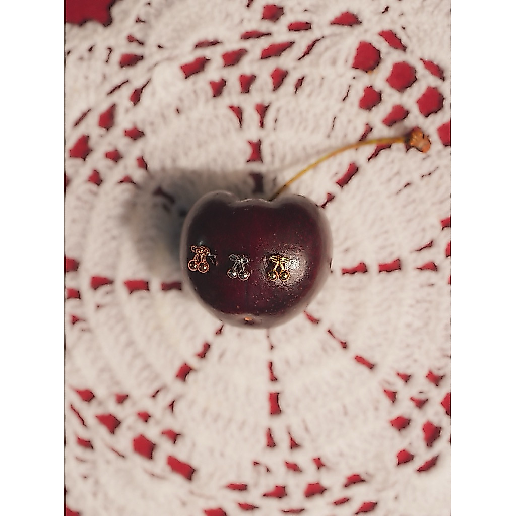 More Than Piercing: MP15 Mini Cherry *waterproof* (Ms.Berry Collection) (1 pc) จิวหู/ต่างหู