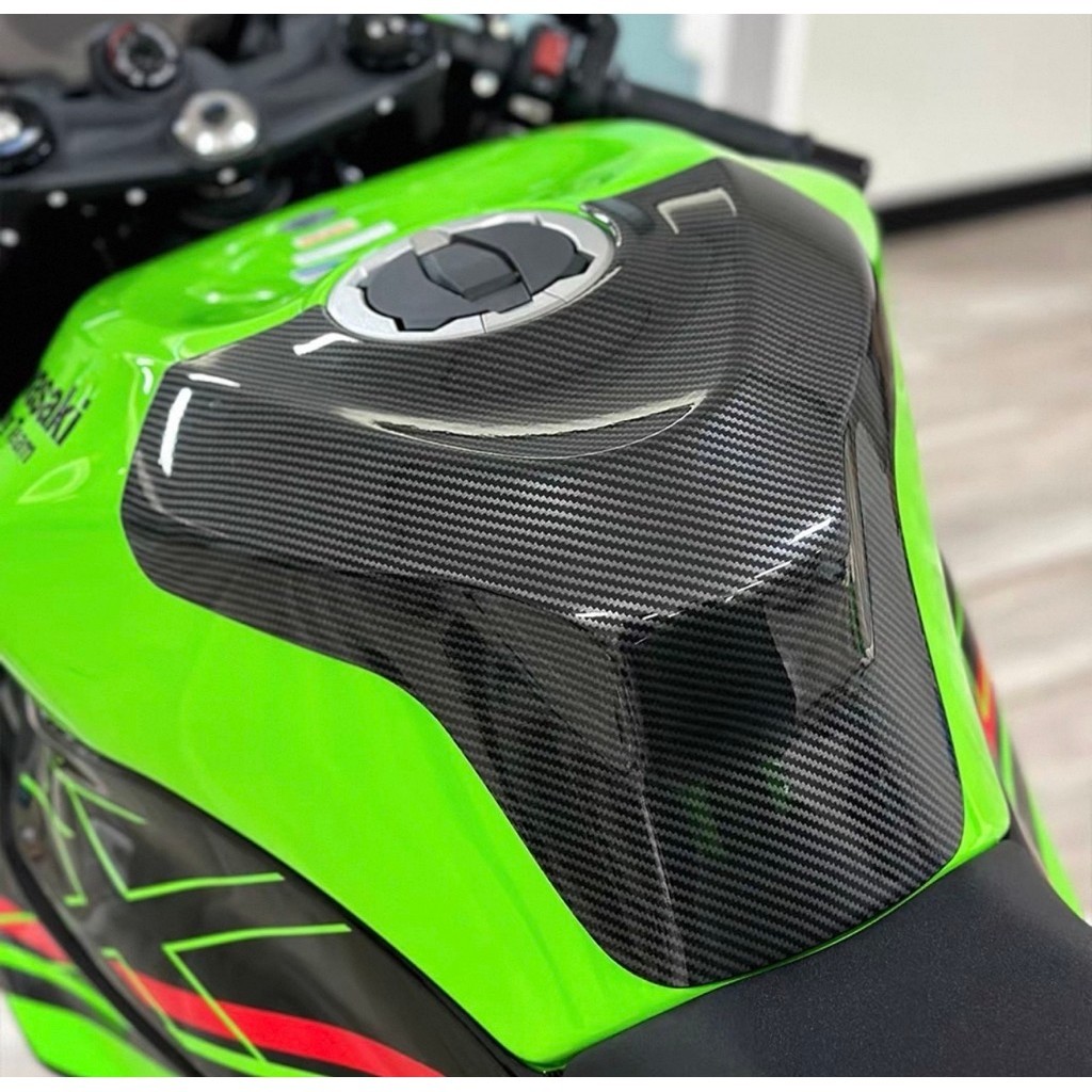 ZX6R ครอบถังลายคาร์บอนไฟเบอร์