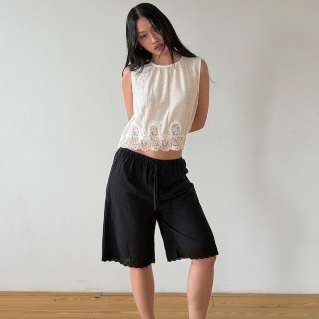 NAPATVOGUE - ROMA LACE TOP