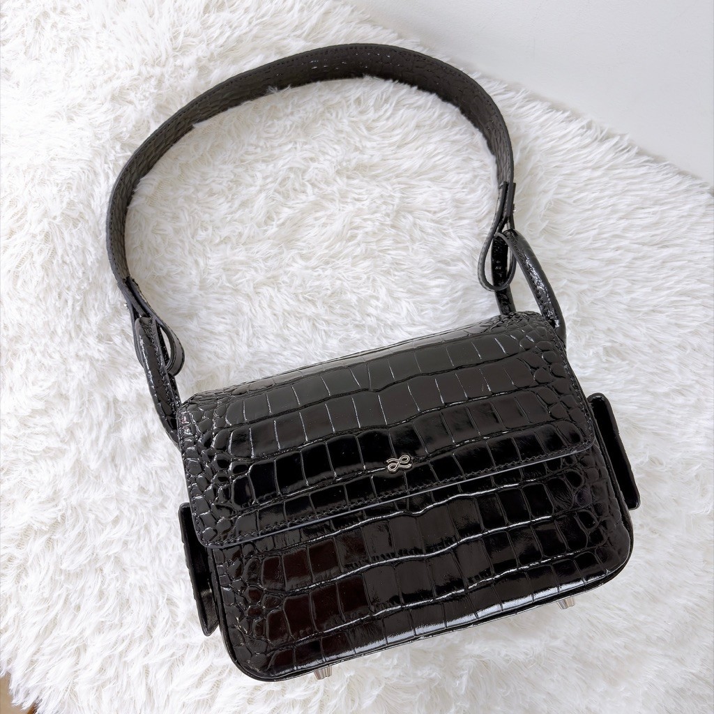 Little Bunny Store หนังวัวแท้ ปั้มลายหนังจระเข้