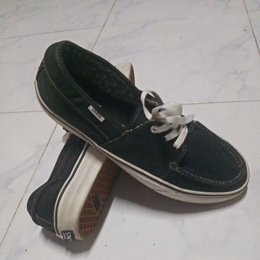 Vans Hull Low Black Canvas (ทรง Boat Shoes)