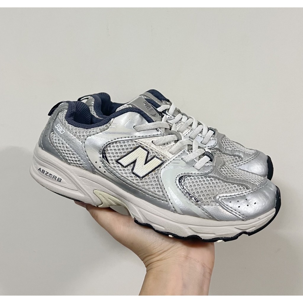 รองเท้าเด็กมือสอง New Balance530 👟ความยาวเท้า 20cm.👟