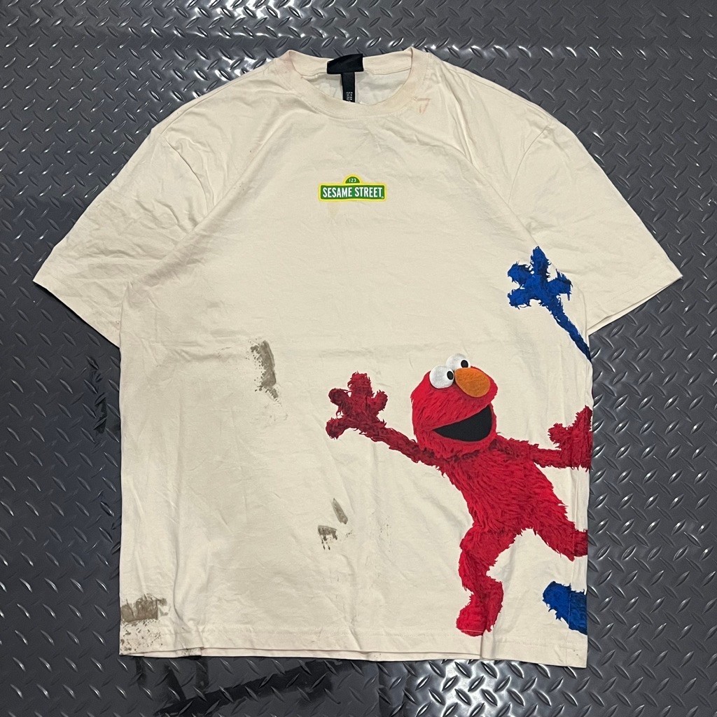 H&M × Sesame graphic t-shirt (used)