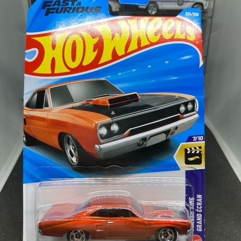 รถเหล็ก HotWheels 1970 CUSTOM/PERSONNALISE PLYMOUTH ROAD RUNNER  3+