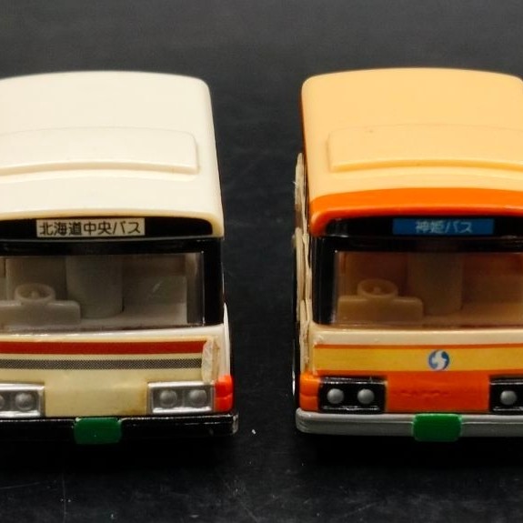 Q1 โมเดลรถพลาสติก Choro Q Pullback toy bus 2 คัน