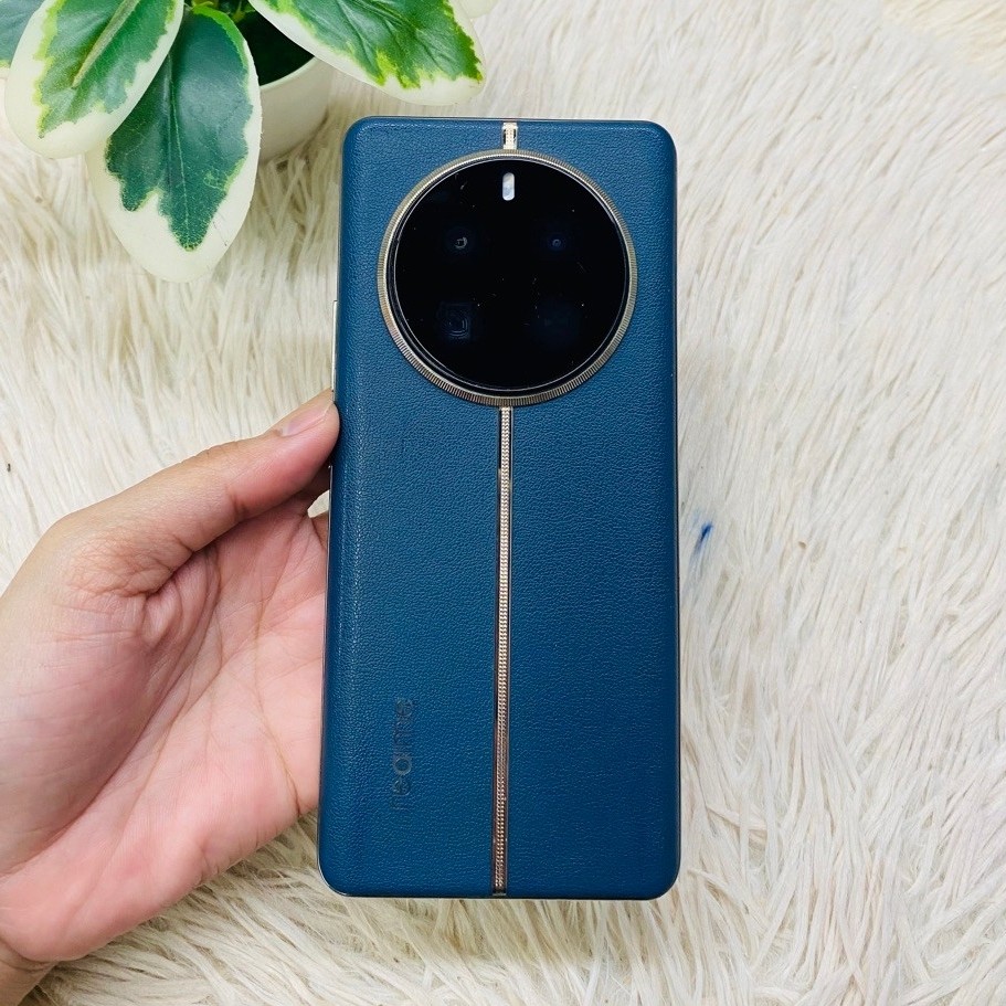 Realme 12 Pro+ 5G RAM8GB/ROM256GBเครื่องมือ2สภาพสวยใช้งานได้ปกติสินค้ามีพร้อมส่ง