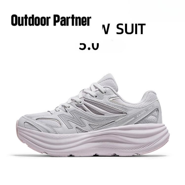 FOLLOW SUIT 5.0 รองเท้าผ้าใบผู้หญิง All-Terrain แพลตฟอร์มความสูงแบบไม่เห็นขอบ ส้นพอดีแก้วและระบายอาก