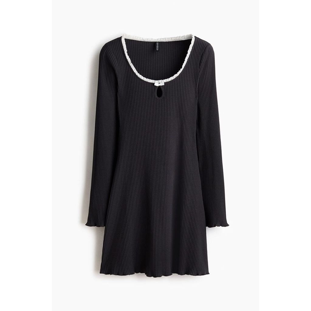 H&M(เอชแอนด์เอ็ม) เดรสผ้าริบคอเว้ารูปตัววี Women Scoop-neck ribbed dress 1303316_1