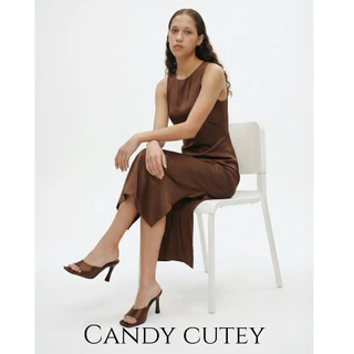 Candy Cutey รองเท้าส้นสูงหัวเหลี่ยม แบบสวม มาพร้อมดีไซน์หัวที่ให้ลุคทันสมัยและโฉบเฉี่ยว ด้วยส้นรองเท้าทรงเรียวแห