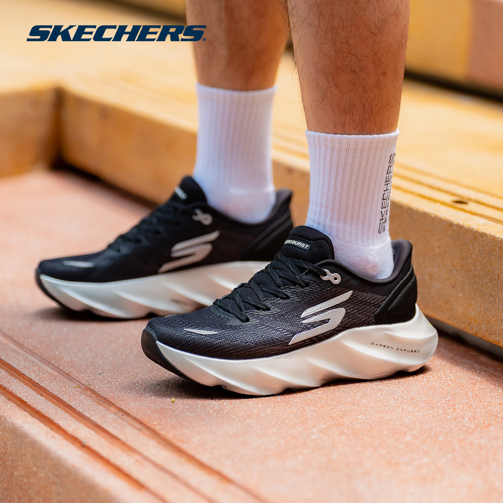 Skechers สเก็ตเชอร์ส รองเท้าผู้ชาย Men Tech Running SKX Aero Burst Shoes - 246210-BKW