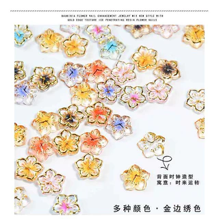 อะไหล่ติดเล็บดอกไม้แสนสวย 10 ชิ้น 10 บาท