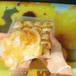 ตะมุตะมิ หมูหยองน้ำสลัด 1 กล่อง บรรจุ 20 ชิ้น