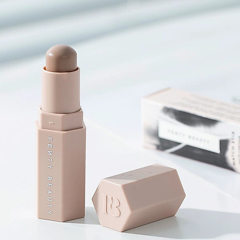 ของแท้💯 มีของพร้อมส่ง Fenty Beauty Match Stix Matte Foundation Stick แท่งคอนทัวร์สร้างมิติ ปกปิดเนีย