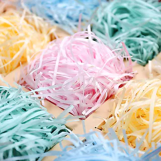 กระดาษเกล็ดรองกล่อง 100g กระดาษฝอยกันกระแทก ใส่กล่องของขวัญ ตกแต่งกล่อง เพิ่มความพรีเมียม หลายสี พร้อมส่ง